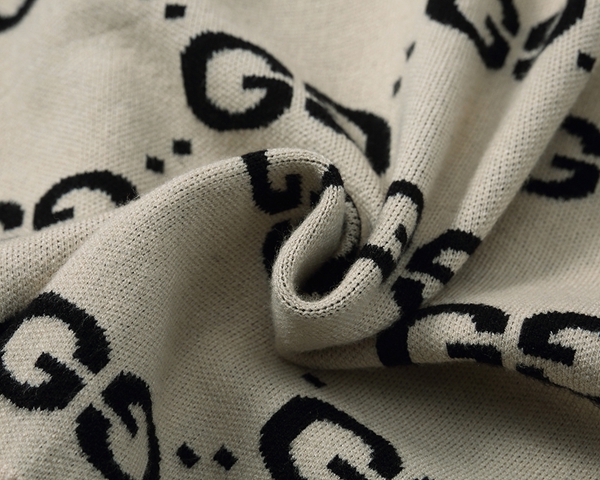 ブランドセーター全体デザイン